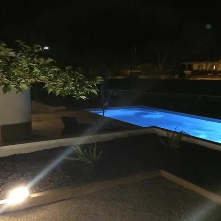 Pirouschka Pool Downtown Within Walking Distance * Saint-Raphaël